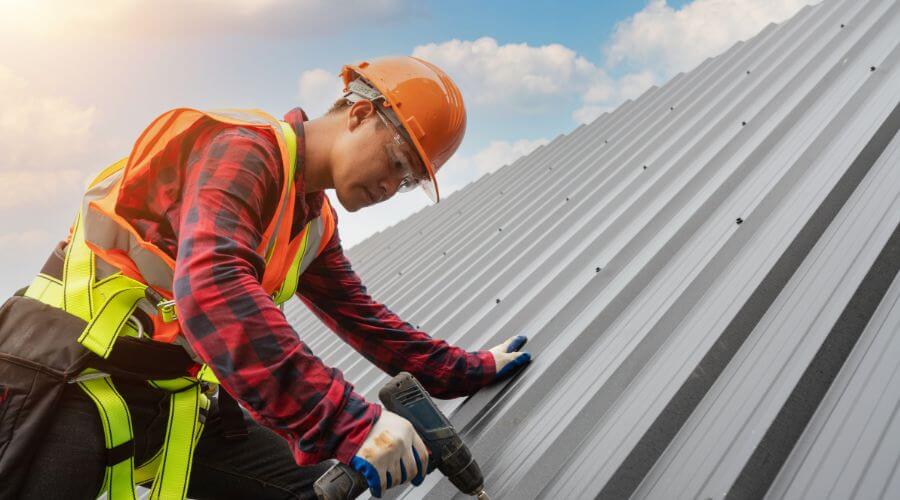 Professional gutter cleaning in Saint Matthews, SC